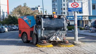 Kuşadası Belediyesinden ‘Burç Sokakta detaylı temizlik çalışması