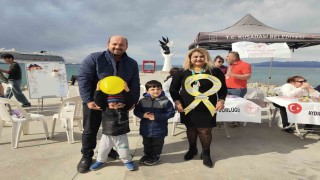 Kuşadasında ‘Erken Tanı, Sağlıklı Gelecek etkinliği fark oluşturdu