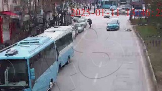 Kütahyadaki trafik kazaları kameralara yansıdı