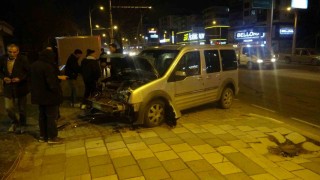 Malatyada zincirleme kazalarda 8 araç birbirine girdi