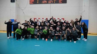 Manisa BBSK Hentbol Takımından tarihi başarı