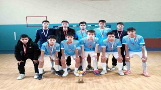 Manisada Okul Sporları Futsal Gençler İl Birinciliği müsabakaları sona erdi