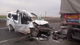 Mardinde kamyon ile kamyonet çarpıştı: 1 ölü