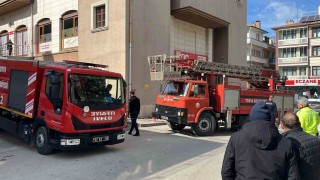 Markette çıkan yangın paniğe sebep oldu