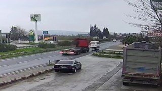 Menemen’de Motosiklet Kazası: 14 Yaşındaki Çocuk Öldü