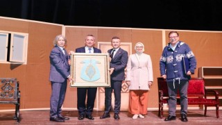 Mersinde bağımlılığa karşı Beynimdeki Güç adlı oyunun galası yapıldı