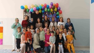 Miniklerden anlamlı hediye