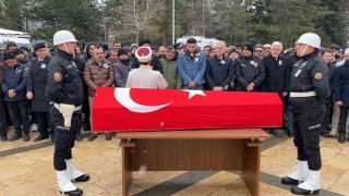 Motosiklet kazasında hayatını kaybeden polis Bursada toprağa verildi
