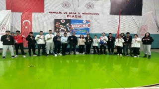 Muay thai takımı bölge şampiyonu oldu