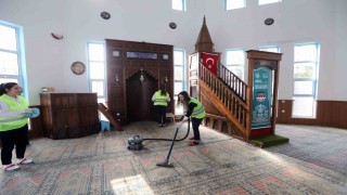 Muğla Büyükşehirden camilerde Ramazan temizliği