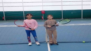 Muğlada GSB Spor Okulları 10-12 Yaş Ara Tatil Tenis Turnuvası tamamlandı