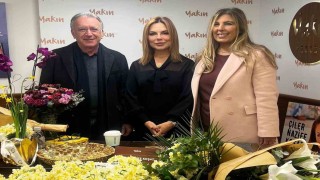 Nergis Mevsimi fırtınası: Çiler Nazife Koşara İzmirde yoğun ilgi