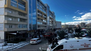 Niğdede evde çıkan yangın büyümeden söndürüldü