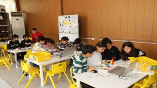 Nizip Bilim Merkezinde çocuklar geleceğe umutla bakıyor
