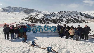 Öğrenciler Ergan Dağında unutulmaz bir gün geçirdi