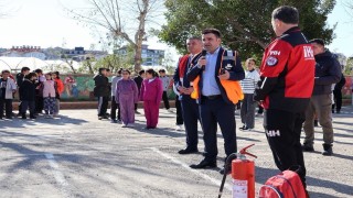 Öğrencilere afet eğitimi verildi