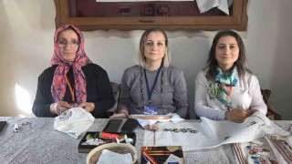 Öğrencileri arasında annesi ve ablası da bulunuyor