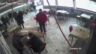 Okey masasında puan kavgasının kamera görüntüleri ortaya çıktı