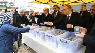 Osmaniye Belediye Başkanı Çenet’ten Berat Kandili İkramı