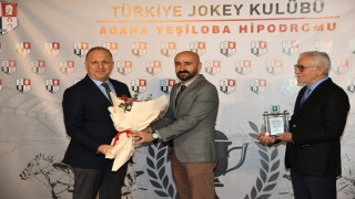 Osmaniye Belediye Başkanlığı Koşusunu ‘Silent Lightning kazandı