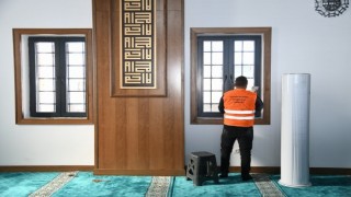 Osmaniye Belediyesinden, camilerde Ramazan temizliği