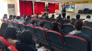 Osmaniye Emniyeti’nden Öğrencilere Kişisel Güvenlik Semineri