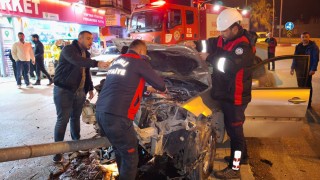 Osmaniye'de İki Otomobil Çarpıştı: 2 Yaralı