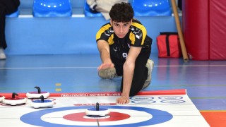 Osmaniye’de Okul Sporları Flor Curling Turnuvası Sona Erdi