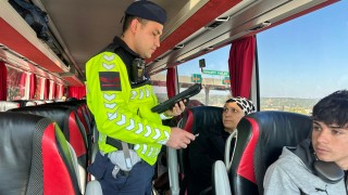 Osmaniye’de Yolcu Otobüslerine Emniyet Kemeri Denetimi
