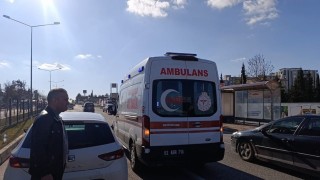 Otomobilin çarptığı yaya yaralandı