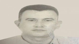 Otomobille çarpışan motosikletin sürücüsü hayatını kaybetti
