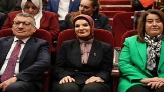 Özdemir: Bugün Meclisteki kadın temsil oranımız yüzde 20. Bunu AK Parti yaptı