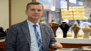 Özman: Altın fiyatlarının düşme ihtimali yok