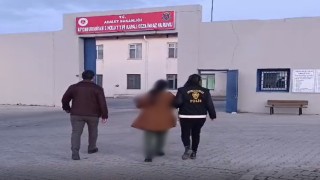 Para ve altın çalan 2 kadından biri tutuklandı