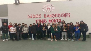 Raketin şampiyonları belli oldu
