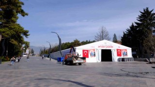 Ramazan ayında binlerce kişiye iftar hizmeti