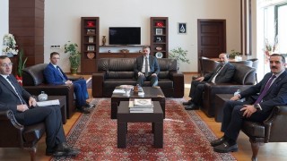 Rektör Çakmak; Yenilikçi fikirlerin filizlenmesi önemli