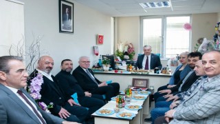 Rektör Levent, profesör ve doçentlik unvanı alan akademisyenleri tebrik etti
