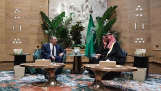 Rusya Dışişleri Bakanı Lavrov ile Suudi Arabistan Veliaht Prensi Selman bir araya geldi