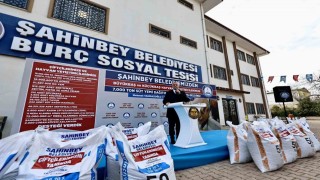 Şahinbeyden besicilere 7 bin ton hayvan yemi desteği