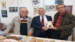 Şair Haydar Dokuzun yeni kitabı İnsanız Diyorlar yayınlandı