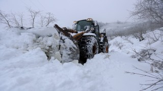 Sakaryada kar sebebi ile kapanan 34 grup yolu ulaşıma açıldı