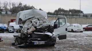 Samsunda feci kaza: Anne-kız öldü, baba-oğul yaralı