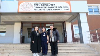 SANKO Üniversitesi Hastanesi tarafından Gaziantep OSB Koleji öğrencilerine ilk yardımın önemi anlatıldı