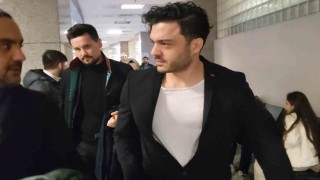 Şarkıcı İlyas Yalçıntaşa ‘hakaret suçundan 3 bin 750 lira adli para cezası