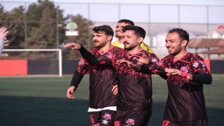 Şehitkamil Belediyespor doludizgin galibiyet serisini 4 maça çıkardı