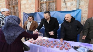 Şehzadeler Belediyesinden helva ikramı