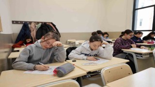 Şehzadeler Belediyesinin LGS Kursları tüm hızıyla devam ediyor