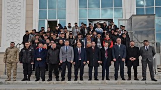 Şenkayada gençlere Dilimiz Kimliğimizdir vurgusu