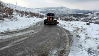 Siirtte kar nedeniyle kapanan yollar ulaşıma açıldı